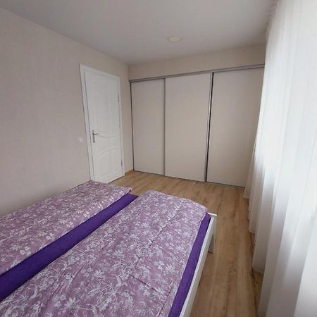 Klaipeda Town Center Apartment Bagian luar foto